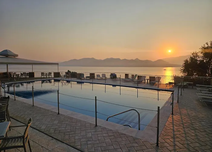 Sunrise Hotel Nikiana Lefkada